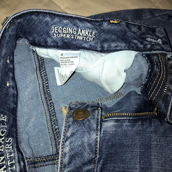 NO LONGER FOR SALE American Eagle Ankle Jeans - Picture 8 of 8